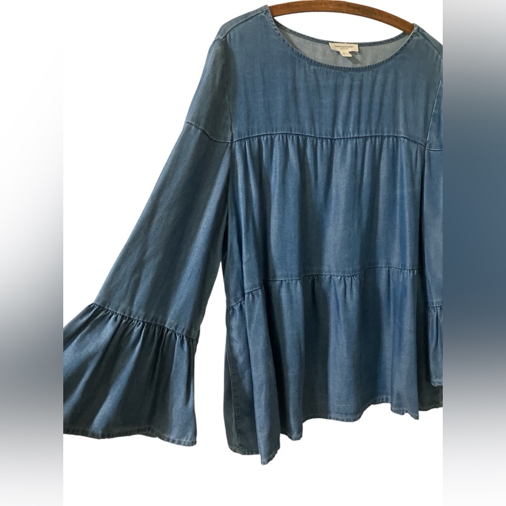 Beach Lunch Lounge Top Size XL Chambray Vacation Summer Flowy Blue Bell Sleeves